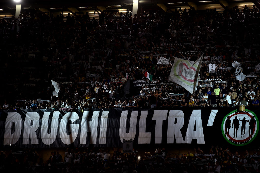 Juventus, arrestati 12 capi ultrà: &#8220;Accordo militare per controllare la curva&#8221;
