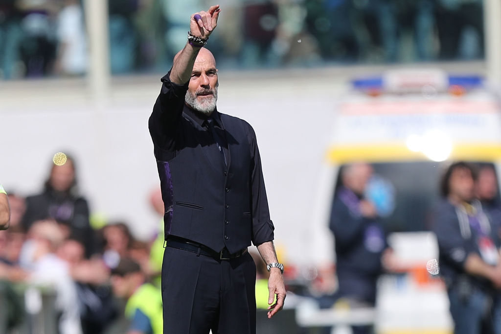 pioli milan contestazione