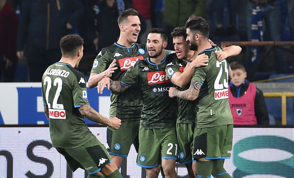 Serie A, il Napoli batte 4-2 la Samp al Marassi. Il 4° gol al 98&#8242;!