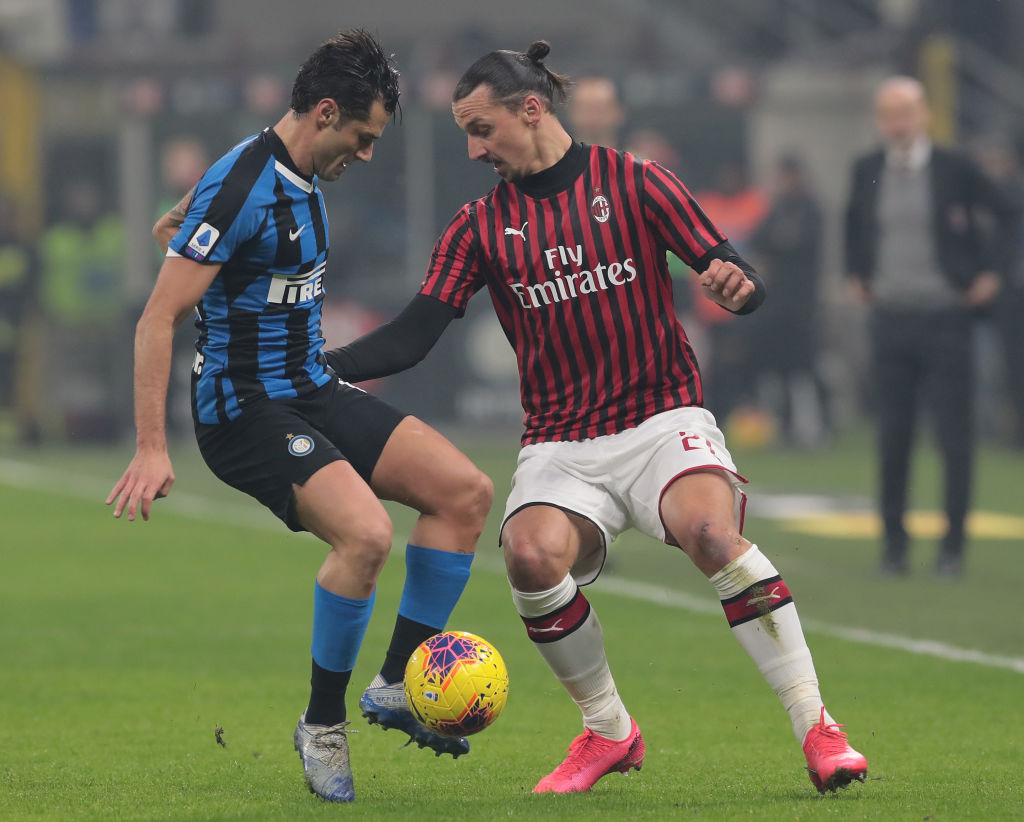 Inter-Milan 4-2: i nerazzurri raggiungono la Juventus con 54 punti