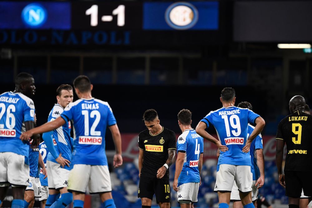 Coppa Italia, Napoli in finale con la Juve. Al San Paolo è 1-1 con l&#8217;Inter