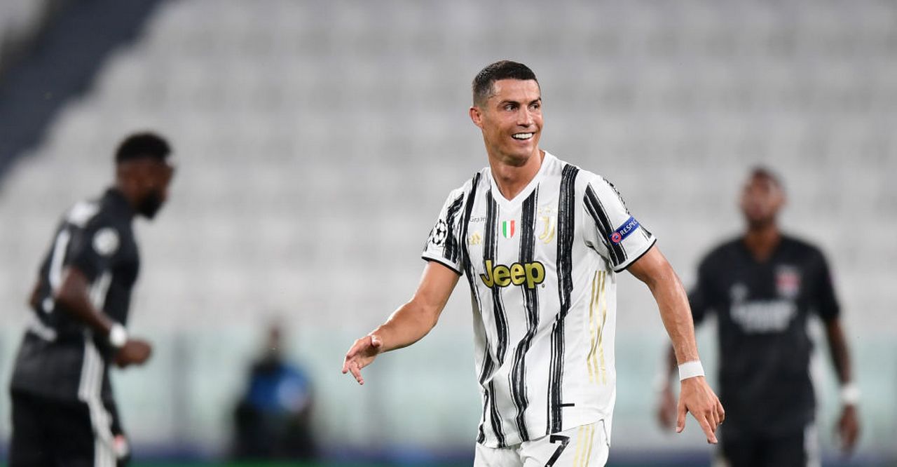 Portogallo: Ronaldo positivo al Covid vuole tornare a Torino con un volo sanitario