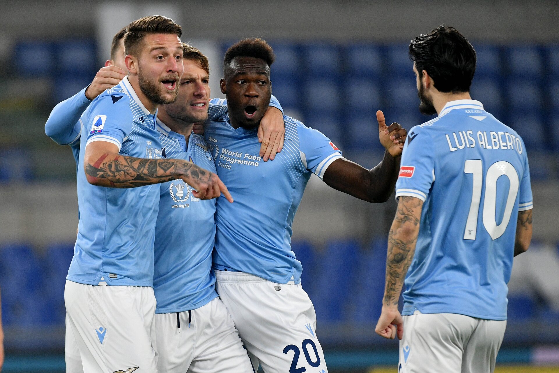 Serie A, 13a giornata, il posticipo: rilancio Lazio