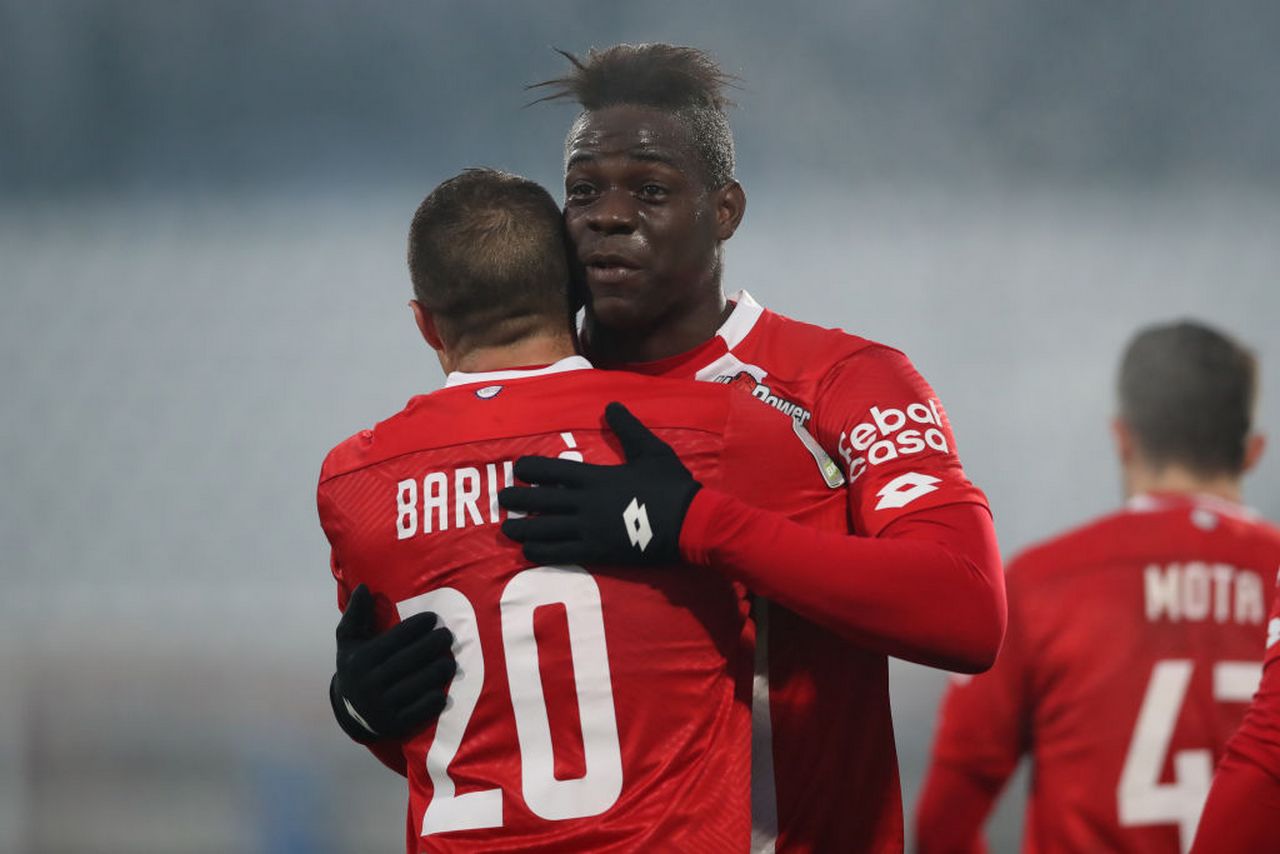 Balotelli: gol dopo 4′ in Monza-Salernitana (VIDEO)