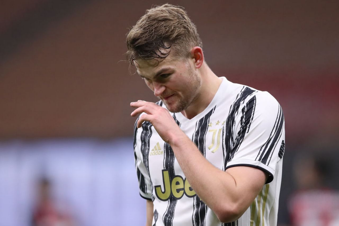 Mercato, de Ligt si guarda intorno e spaventa la Juventus