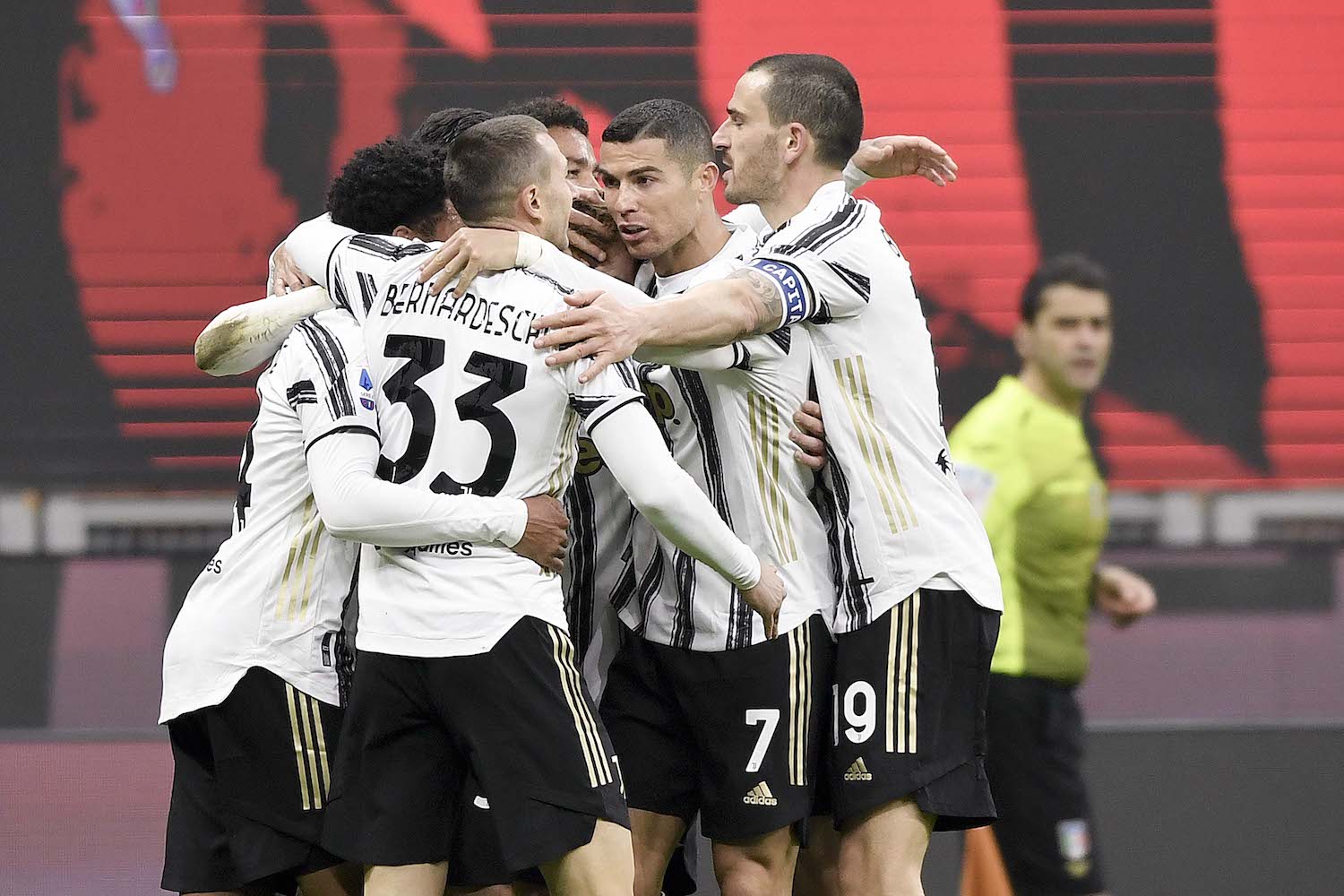 Serie A, i risultati della 16a giornata: Juventus straccia il Milan 3-1