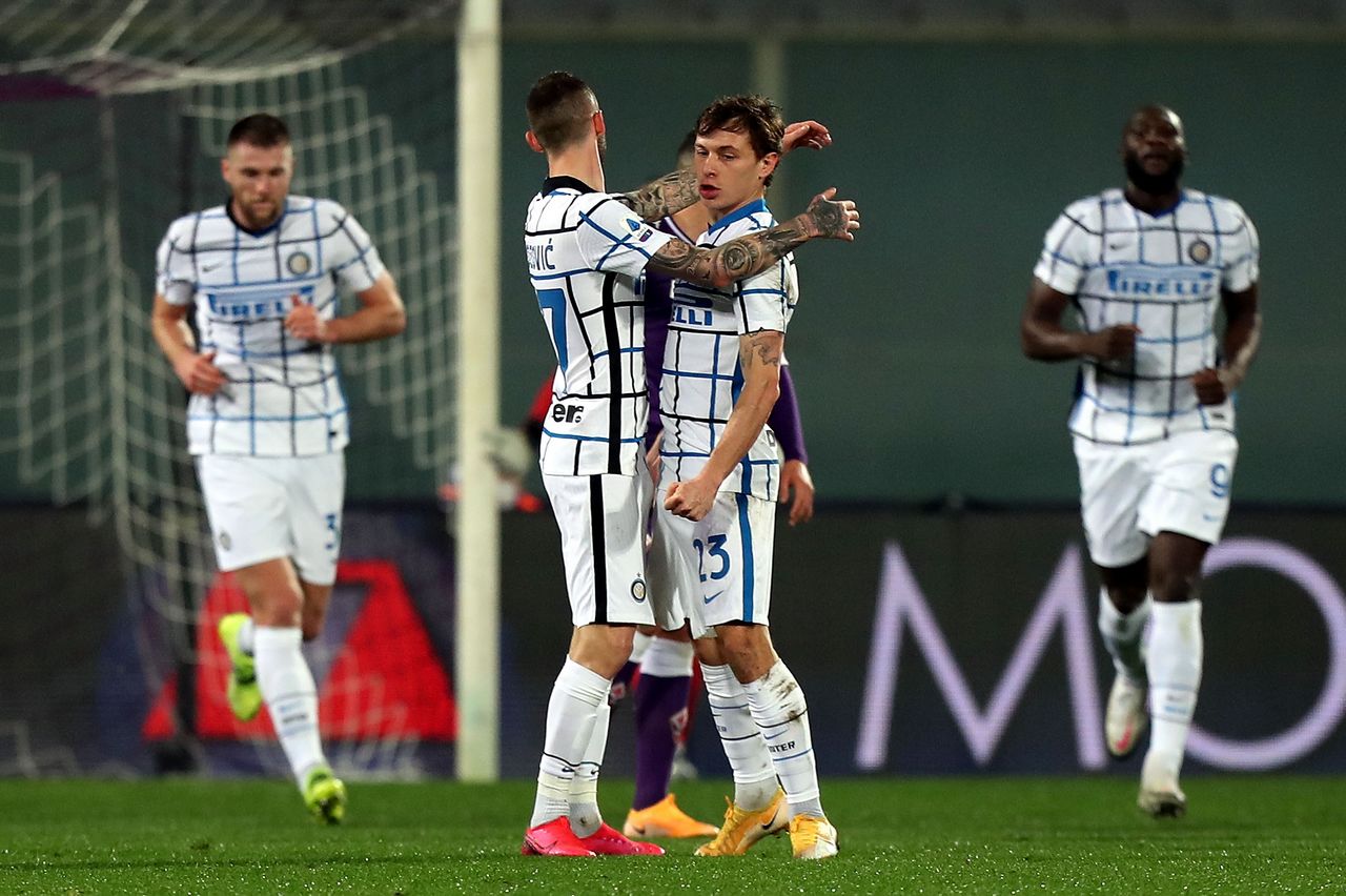 Fiorentina-Inter 0-2: Barella e Perisic stendono i viola
