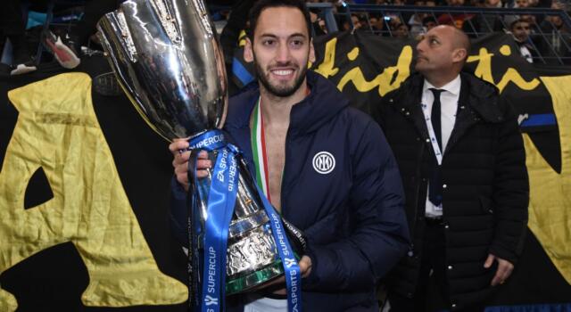 Calhanoglu dell&#8217;Inter: &#8220;La Spezia è il passato, pensiamo alla CL&#8221;