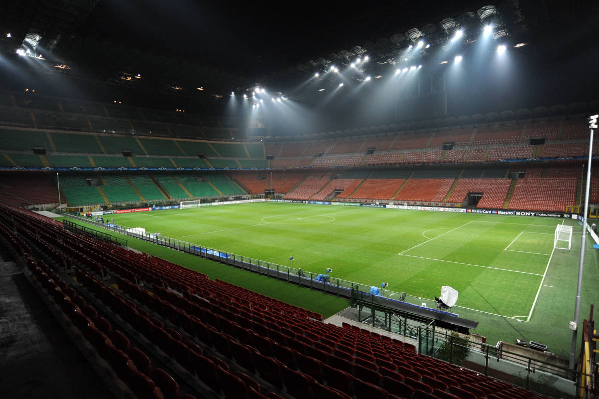 Stadio San Siro Vuoto