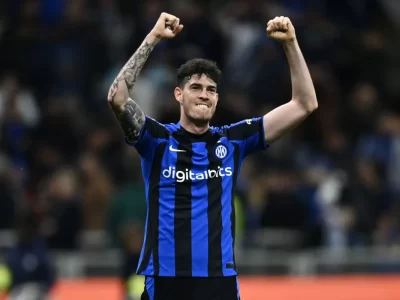 L’Inter recupera anche Bastoni e Dumfries per Firenze, personalizzato per Barella