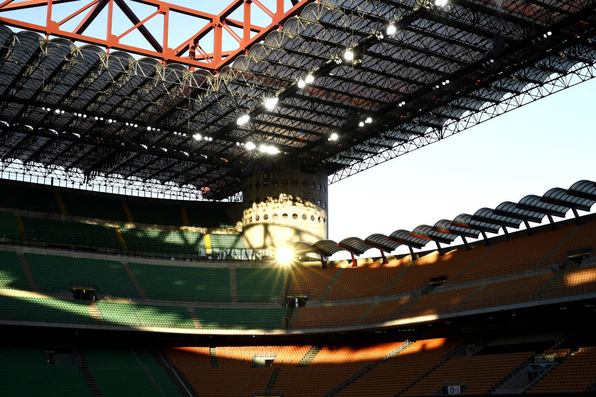 Stadio San Siro spalti vuoti