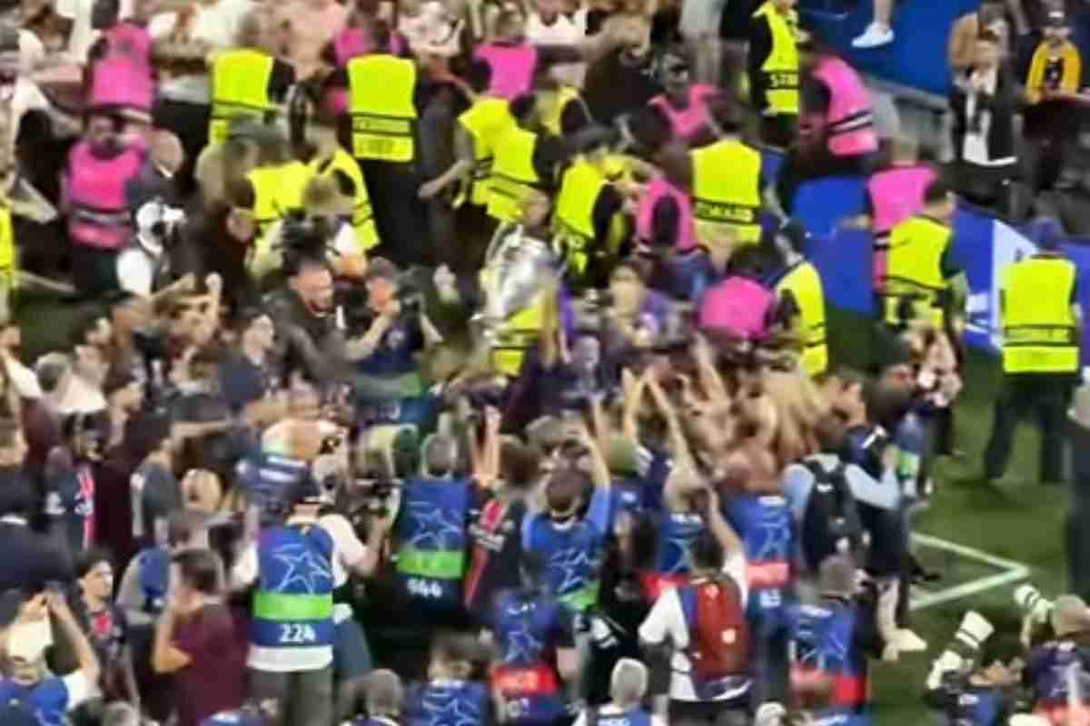 Tifosi PSG in campo