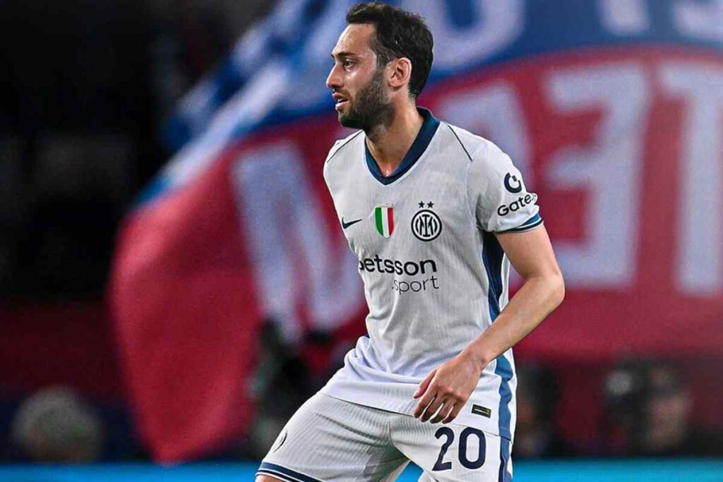 Hakan Calhanoglu