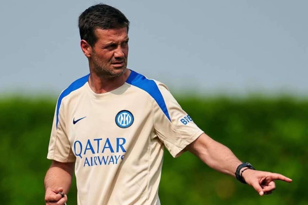 Chivu durante un allenamento