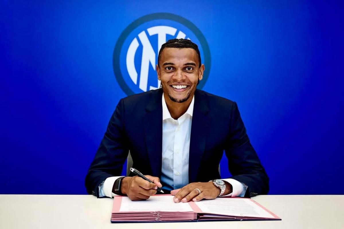 Akanji alla corte di Chivu