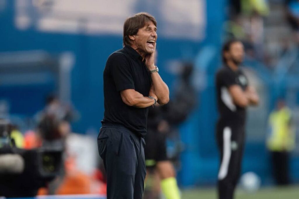 Conte durante Sassuolo-Napoli