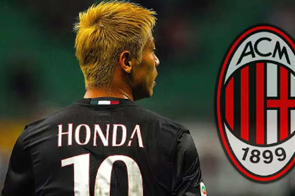 Honda con la maglia del Milan
